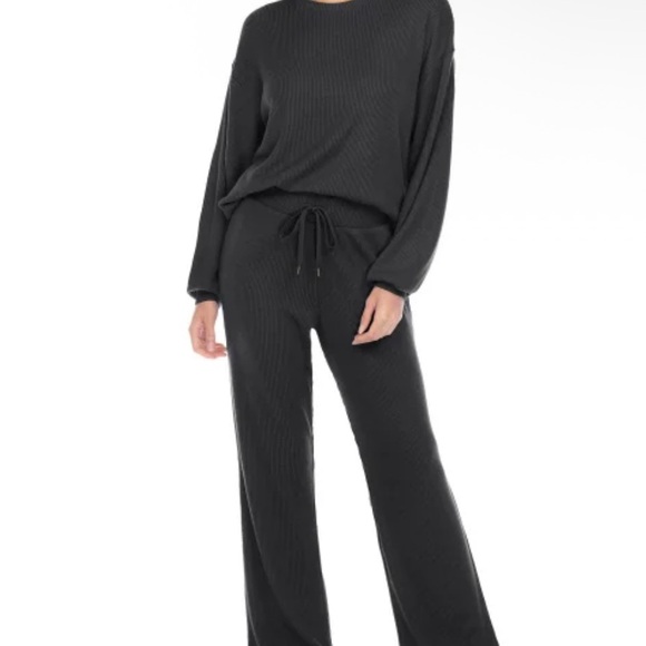 Honeydew USA Other - ⭐️ Firm Price ⭐️ NWOT Honeydew gray Pajama Set Cozy loungewear